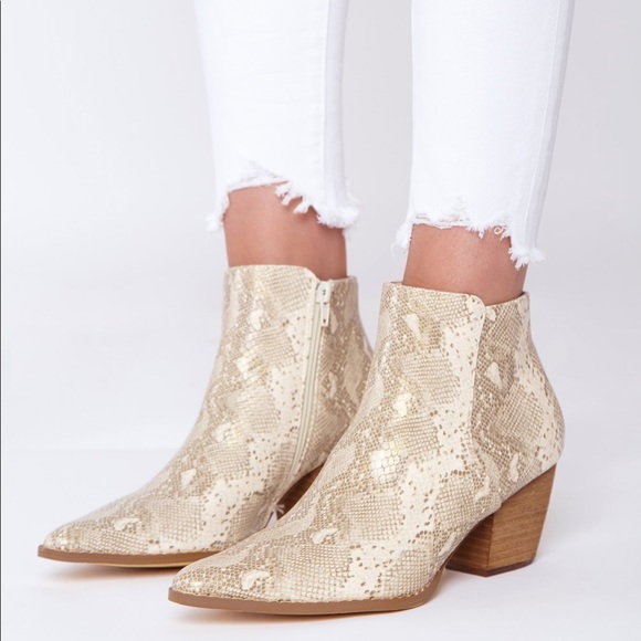 🆕COCONUTS By MATISSE Snake Print Leather Booties - Picture 2 of 8